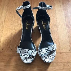 Lulus snake print dress sandals